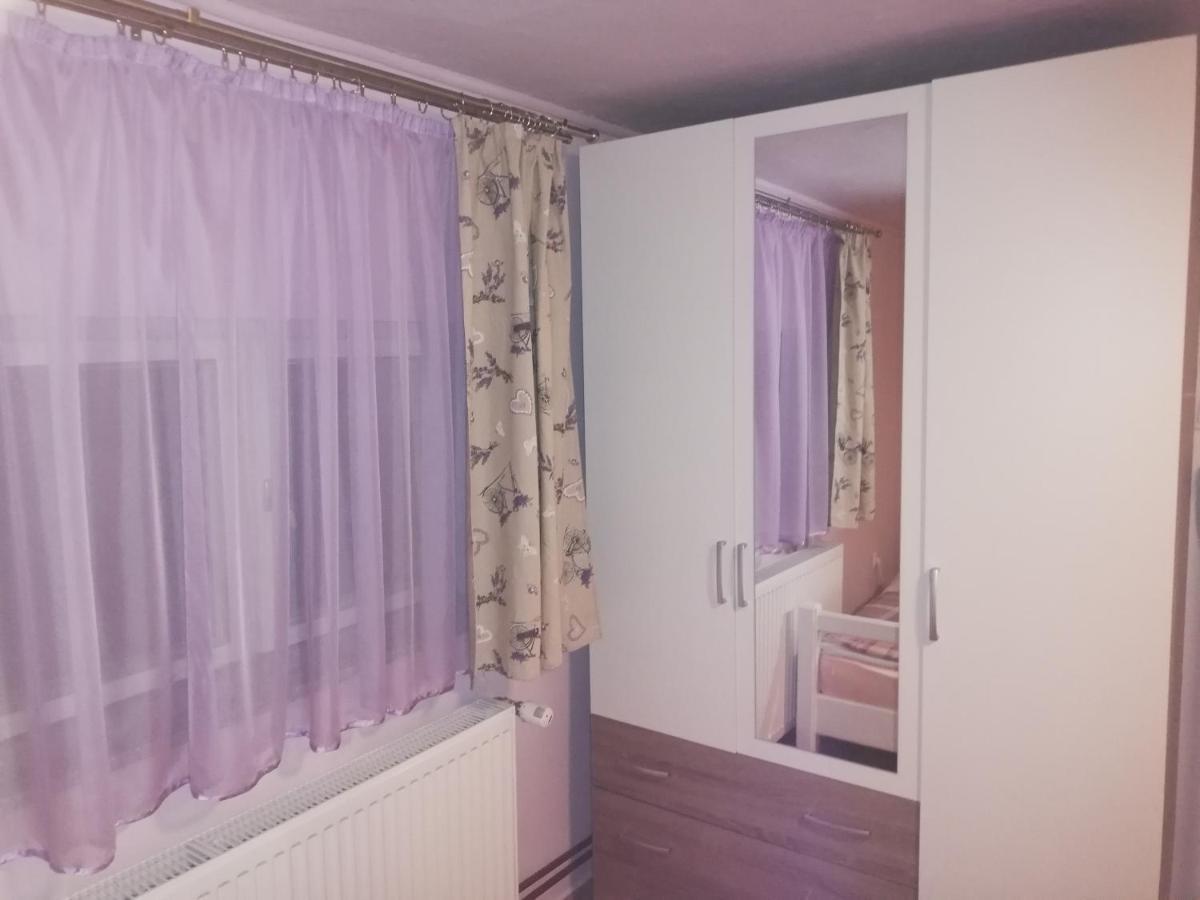 Studio Apartman Small Lili Popovaca Zewnętrze zdjęcie