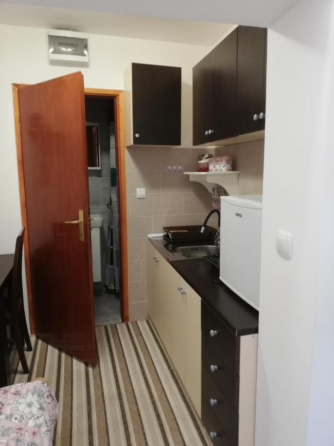 Studio Apartman Small Lili Popovaca Zewnętrze zdjęcie